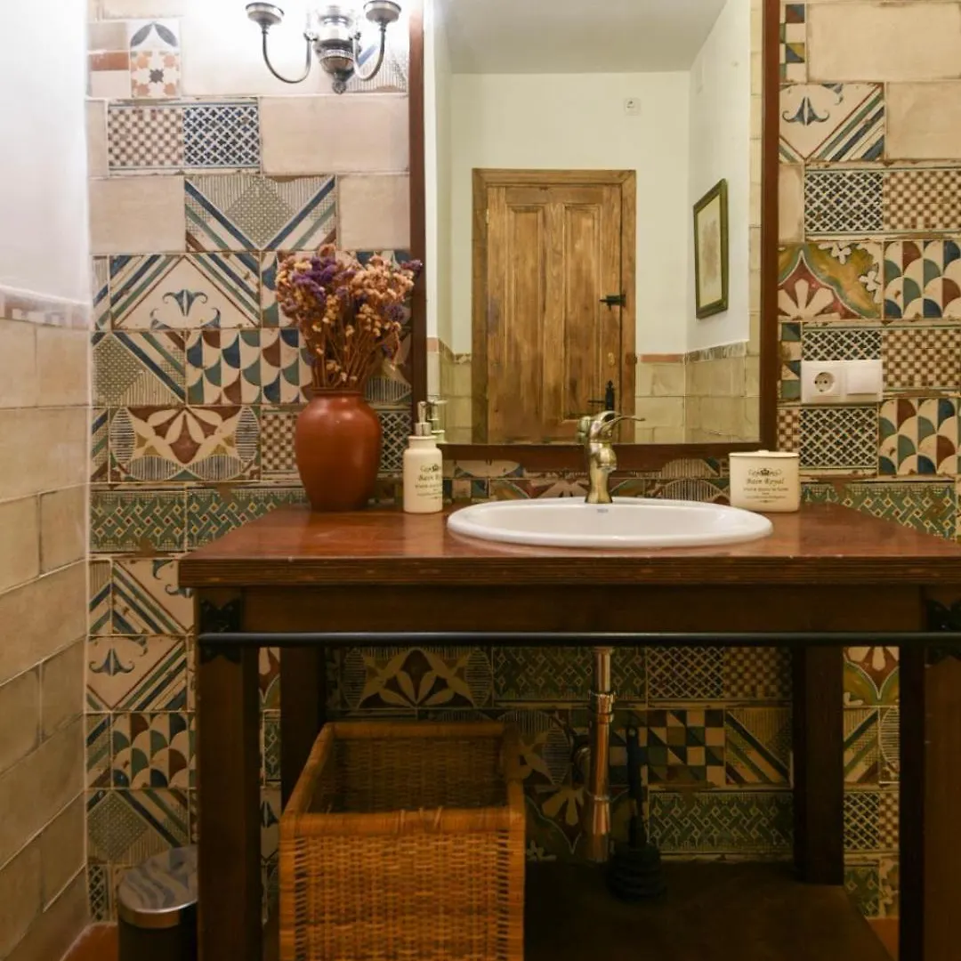 Hospederia De La Corte Casa Rural Con Encanto En La Sierra De Aracena Guest House 0*,