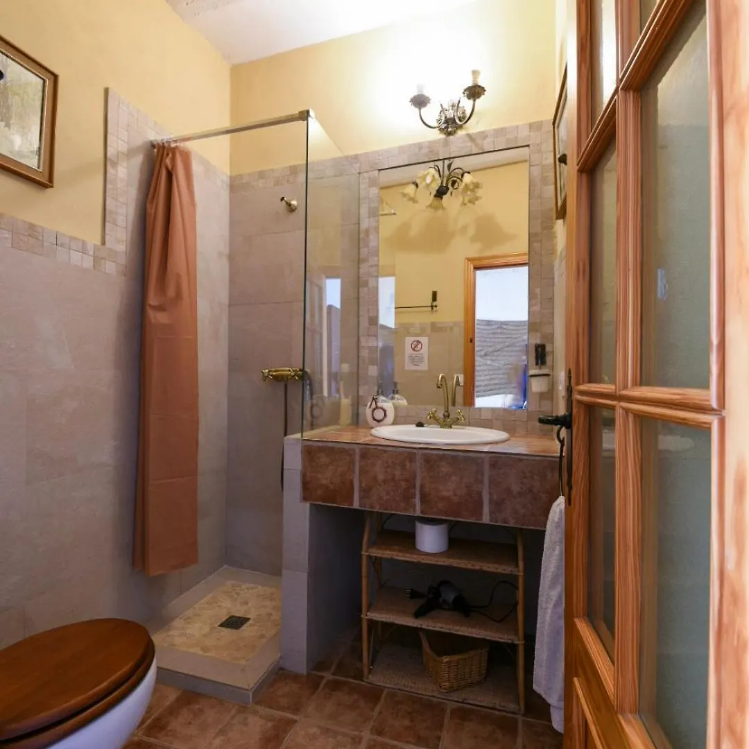 Hospederia De La Corte Casa Rural Con Encanto En La Sierra De Aracena Guest House Country house